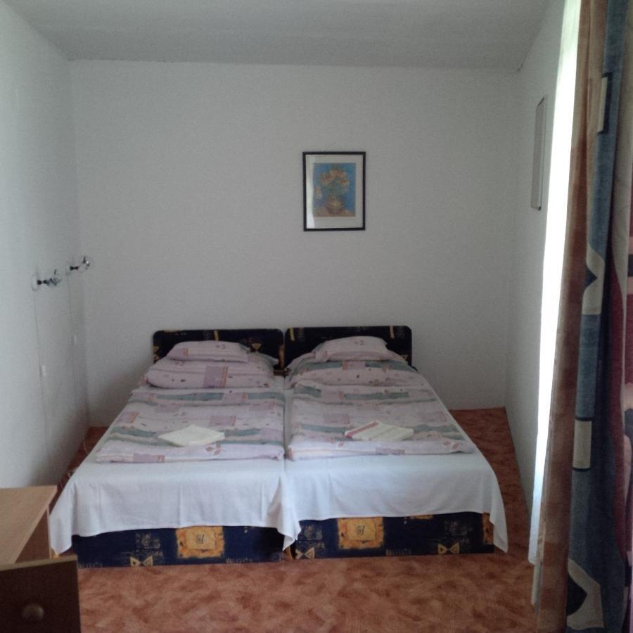 Reteshaz Strudelhaus Apartmanhaz ボニャルツバシュ エクステリア 写真