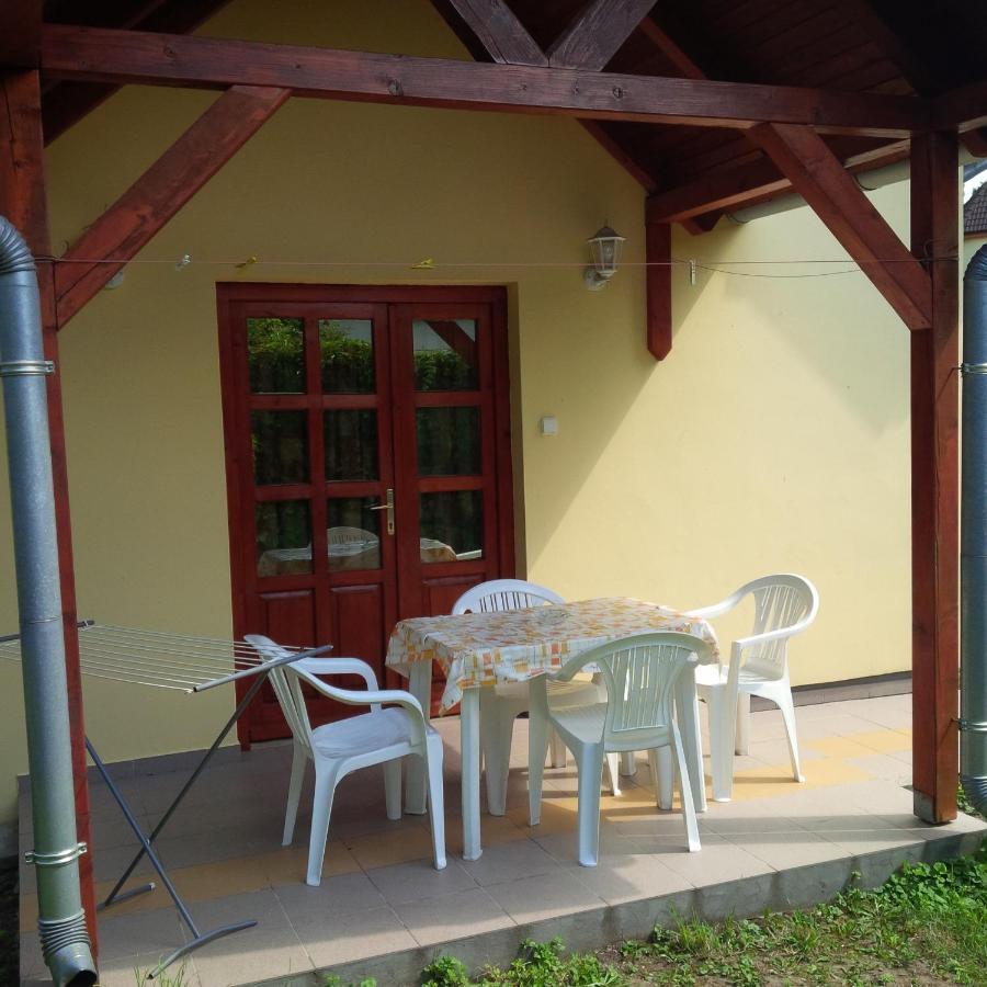 Reteshaz Strudelhaus Apartmanhaz ボニャルツバシュ エクステリア 写真